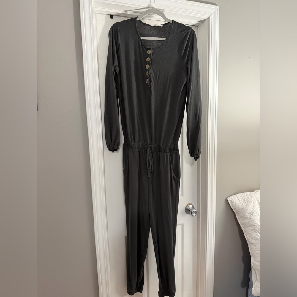 Zenana Outfitters Charcoal Jumpsuit